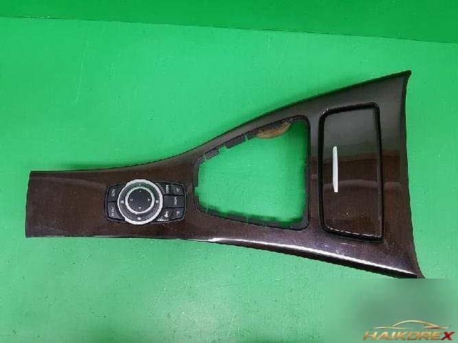 BMW 3 Series 2011 — консольный ящик 9170895
