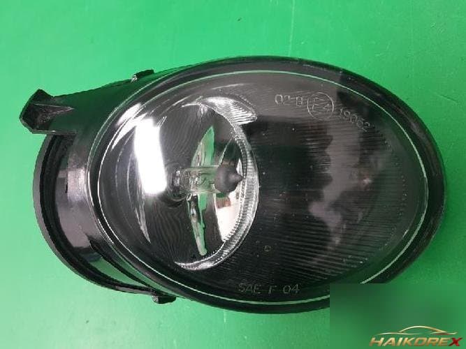 Audi A6 2008 — противотуманная фара правая 4F0 941 700 1