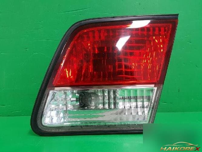 Renault SM5 2003 — накладка крышки багажника (с фонарём) 53804 517 3