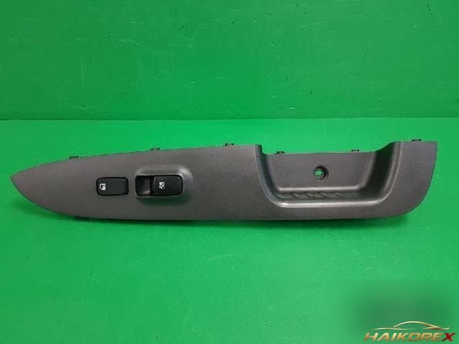 Kia Carens 2007 — переключатель стеклоподъёмника правый 935751D0003W