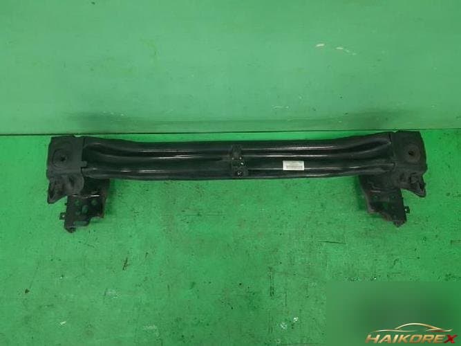 Volkswagen Touareg 2012 — бампер передний 7P0807109B