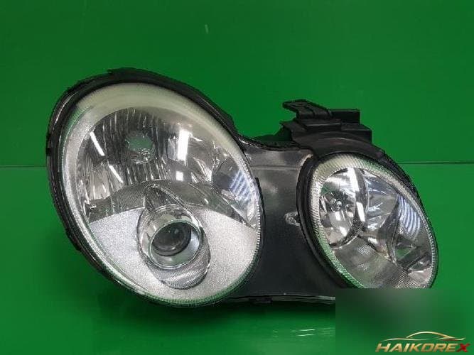 Kia Opirus 2008 — фара передняя правая 921023F600