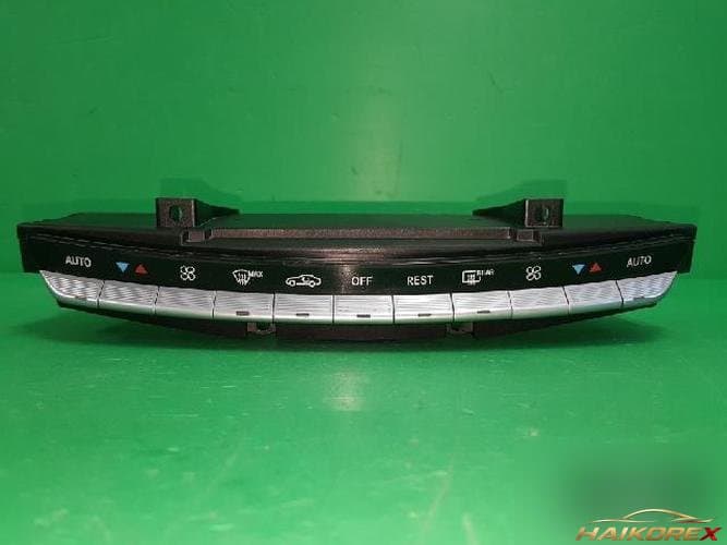 Mercedes-Benz S-Class 2010 — блок управления климатом A2219052700