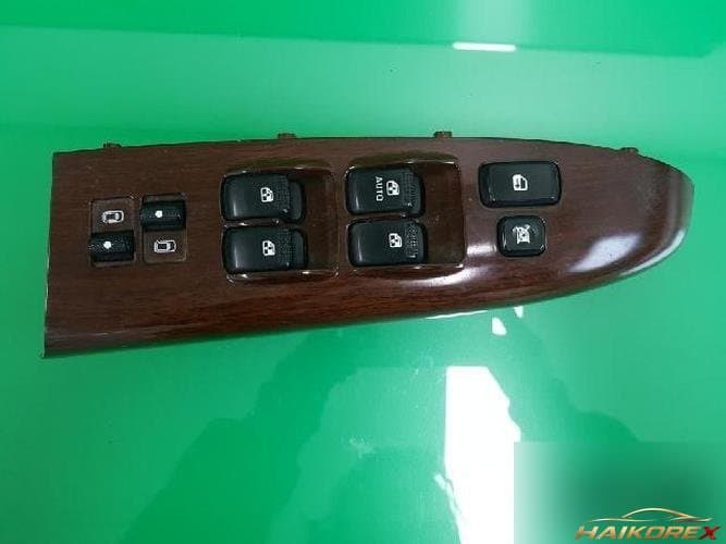 Kia Carnival 2006 — кнопка стеклоподъемника