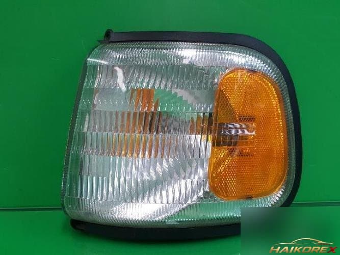 Dodge Ram 1997 — габаритный фонарь левый 55054873