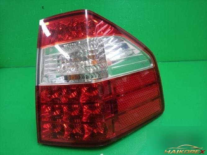 Kia Mohave 2008 — задний фонарь комбинированный правый 92402 2J101 2