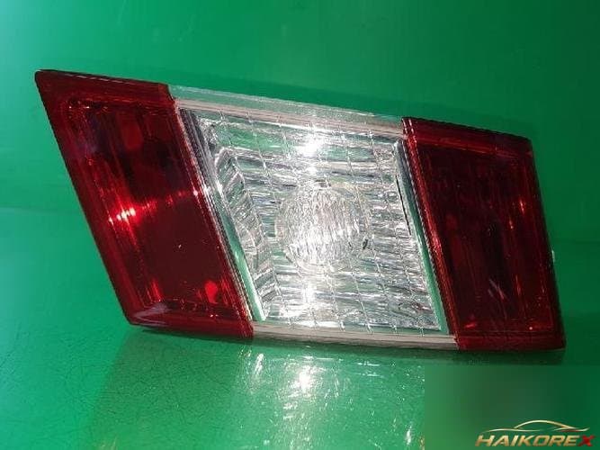 Daewoo Tosca 2009 — подсветка багажника (белая)