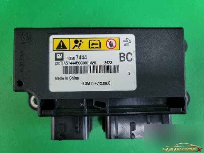 Chevrolet Captiva 2013 — модуль ETACS/BCM 13513515