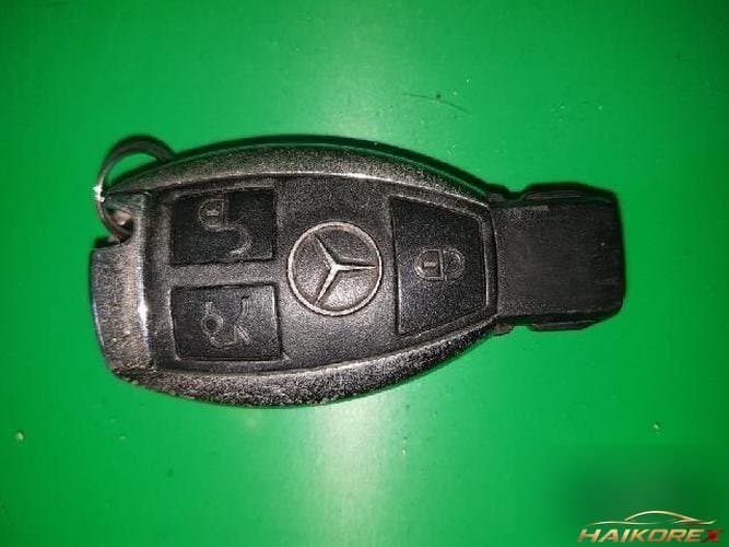 Mercedes-Benz S-Class 2011 — прочие детали 1