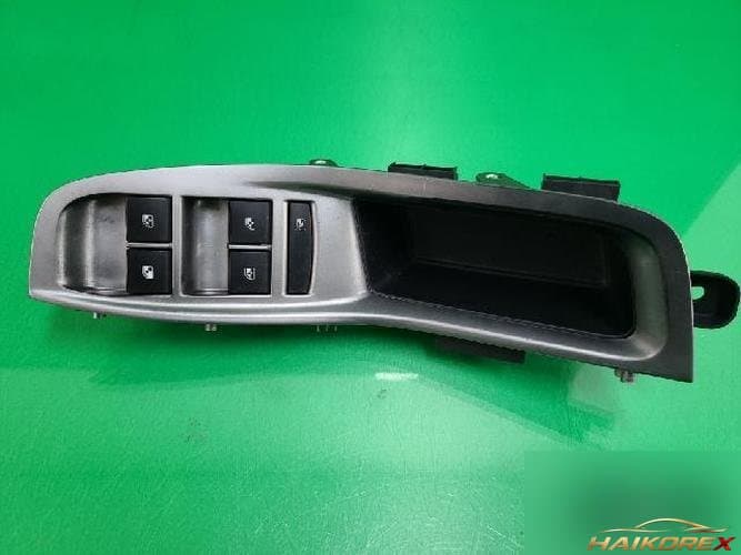 Chevrolet Orlando 2012 — переключатель стеклоподъёмника 1