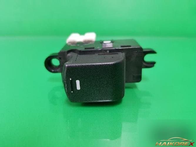 Renault SM5 2005 — кнопка стеклоподъемника 52001