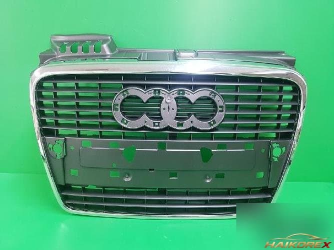Audi A4 2008 — решетка радиатора