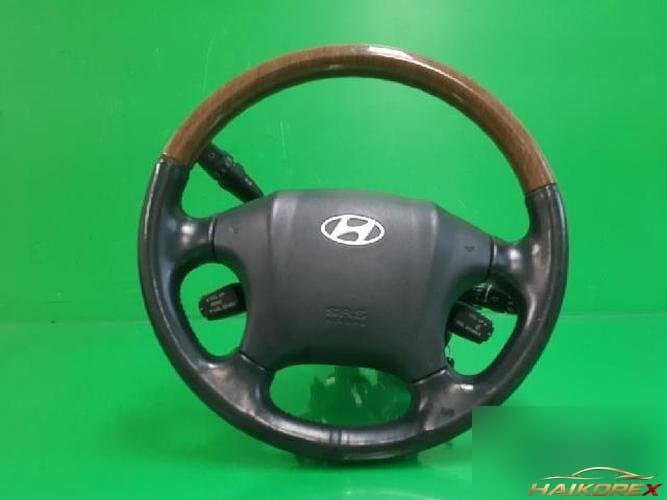 Hyundai Tucson 2006 — рулевое колесо 561102E746WK