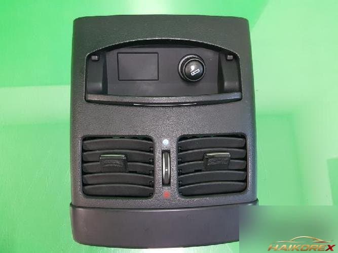 Kia Opirus 2007 — панель приборной доски 1