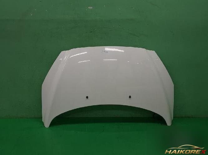 Peugeot 308 2012 — капот