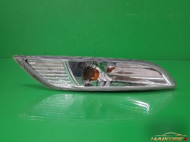 Renault SM5 2009 — указатель поворота правый 53702 527