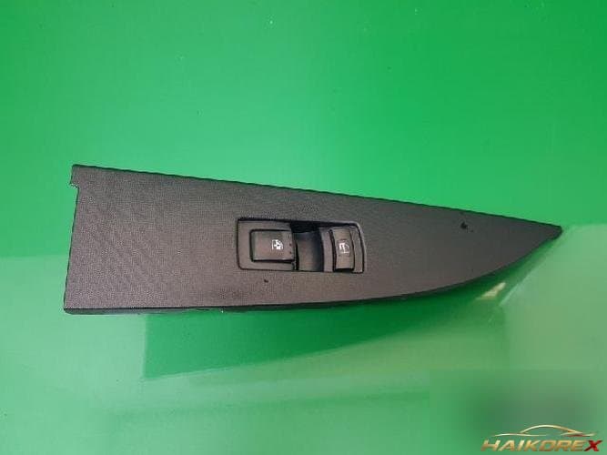 KG Mobility Actyon 2011 — кнопка электростеклоподъёмника 9002
