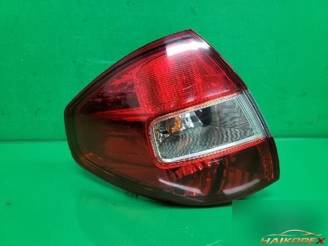 Renault QM5 2008 — задний комбинированный фонарь левый (водителя) 26555JY00B