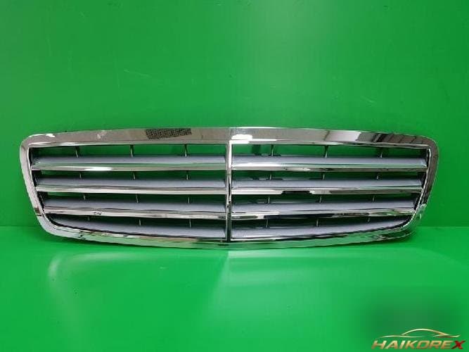 Mercedes-Benz C-Class 2005-2007 — решетка радиатора 23-9547