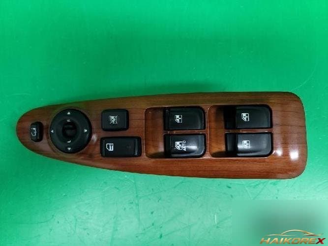 Kia Sorento 2006 — выключатель стеклоподъемника 935702G260K2 правый