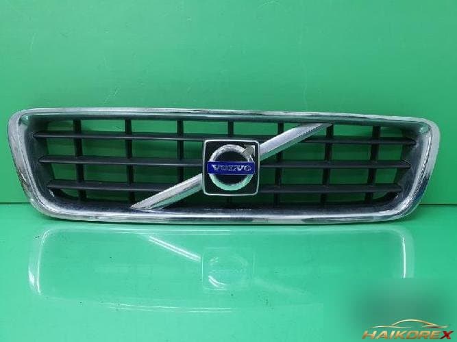 Volvo S60 2009 — решетка радиатора