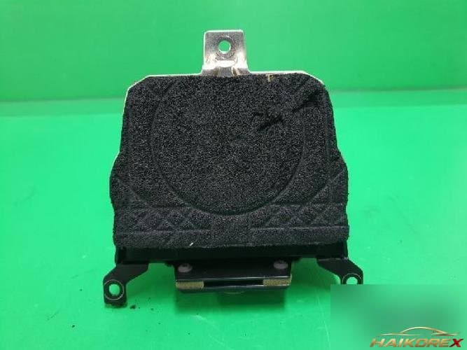 Ford MKS 2013 — прочие детали 8A5T 19A067 AA
