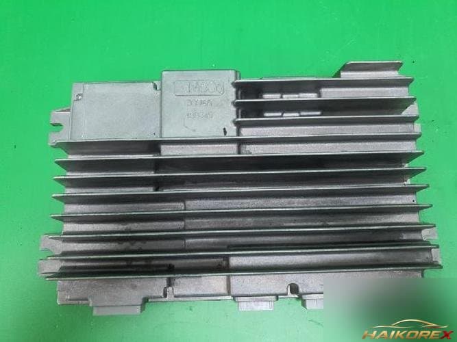 Ford MKS 2013 — прочие детали DA5T 18B849 AE