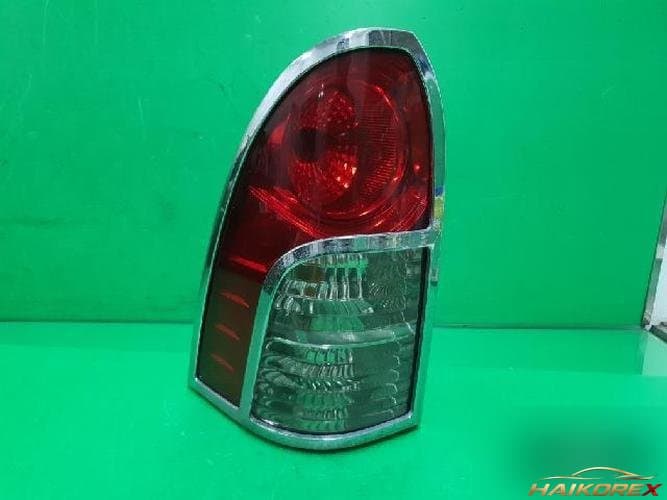 KG Mobility Actyon 2010 — комбинированный задний фонарь (левый, со стороны водителя)
