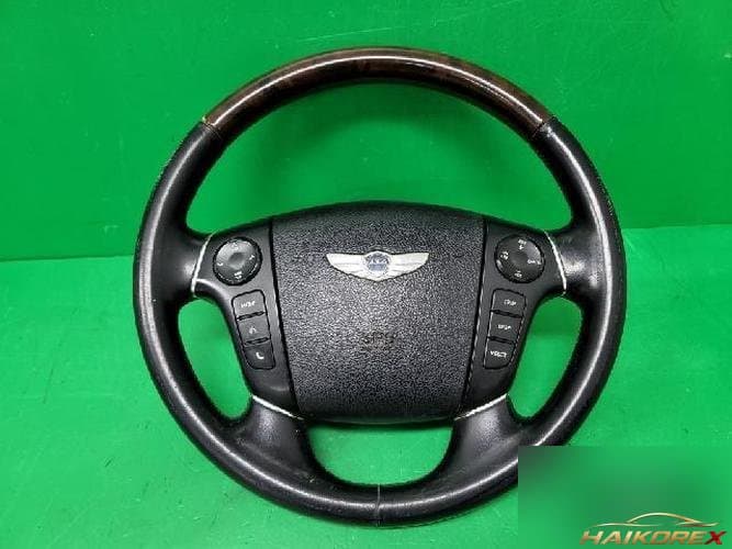 Hyundai Genesis 2010 — рулевое колесо 561103M650A4