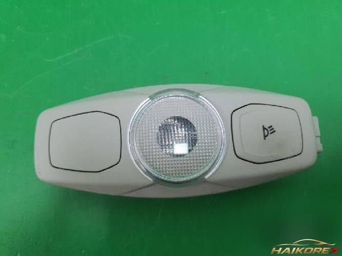Ford Focus 2014 — салонный светильник AM51 13K767 HE