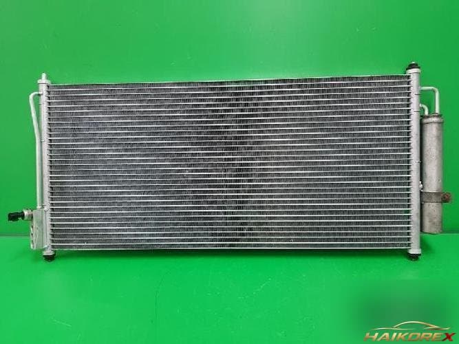 Renault SM7 2006 — конденсатор кондиционера 5952152000