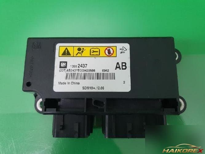 Chevrolet Malibu 2012 — блок ETACS/BCM 13582437