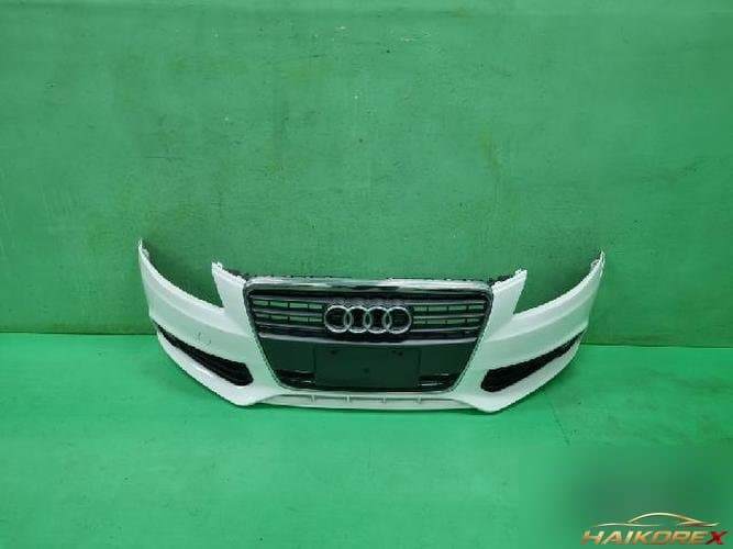 Audi A4 2009 — передний бампер