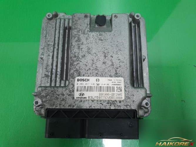 Hyundai Tucson 2013 — блок управления двигателем (ECU) 39100 2F205