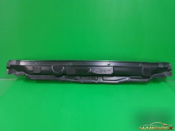 Ford Focus 2014 — накладка переднего дворника BM51 A01628 CC