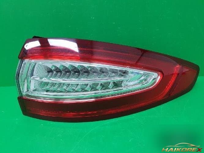 Ford Mondeo 2015 — комбинированный фонарь задний правый DS73 13404 DH