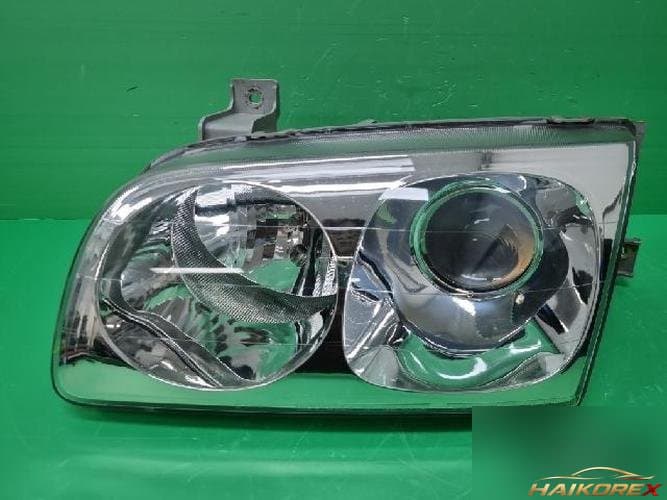 Hyundai Trajet 2005 — фара левая 921013A500