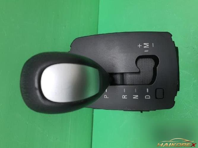 Volvo C30 2009 — рычаг переключения передач 31259579
