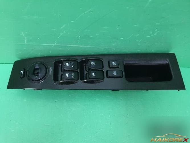 Kia Sorento 2007 — переключатель стеклоподъемника 935703E0208Y