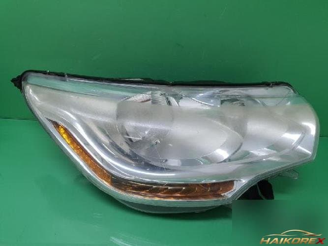Citroën DS4 2013 — фара правая 9674903580