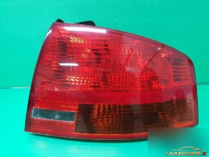 Audi A4 2007 — комбинированный фонарь задний правый