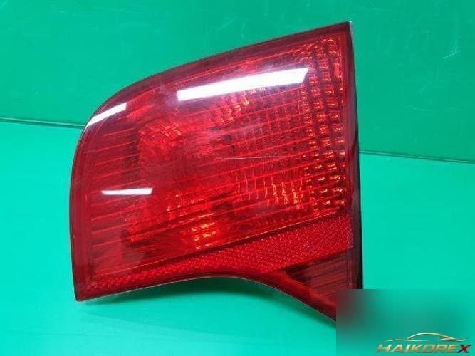 Audi A4 2007 — задний фонарь (багажник) 8E5945094A