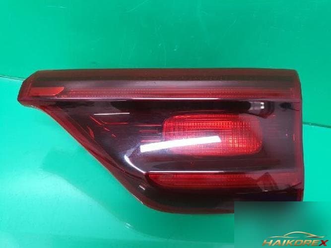 Kia Sportage 2020 — фонарь багажника (белый) 92406 D9500