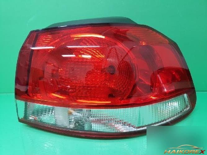 Volkswagen Golf 2010 — комбинированный задний фонарь правый