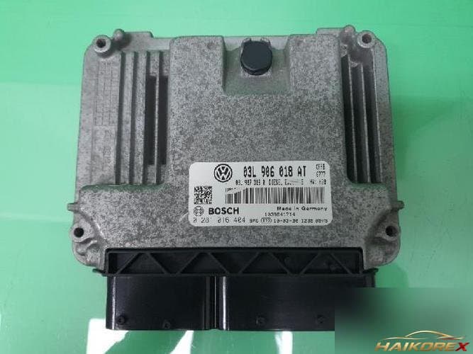 Volkswagen Golf 2010 — блок управления двигателем ECU 03L906018AT