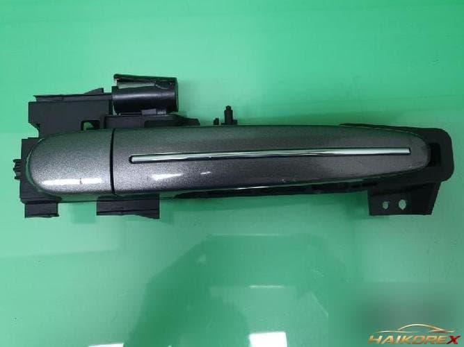 Ford MKS 2011 — дверной стопор 1