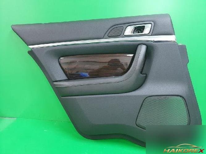 Ford MKS 2011 — накладка двери задней левой