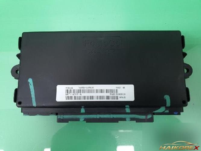 Ford MKS 2011 — блок управления ETACS/BCM 8A5T 14C705 AJ