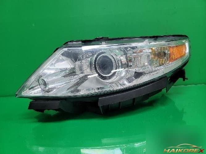 Ford MKS 2011 — фара левая 8A53 13005