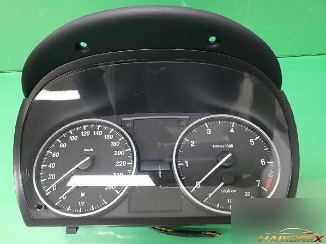 BMW 3 Series 2010 — панель приборов 9187336-01 2